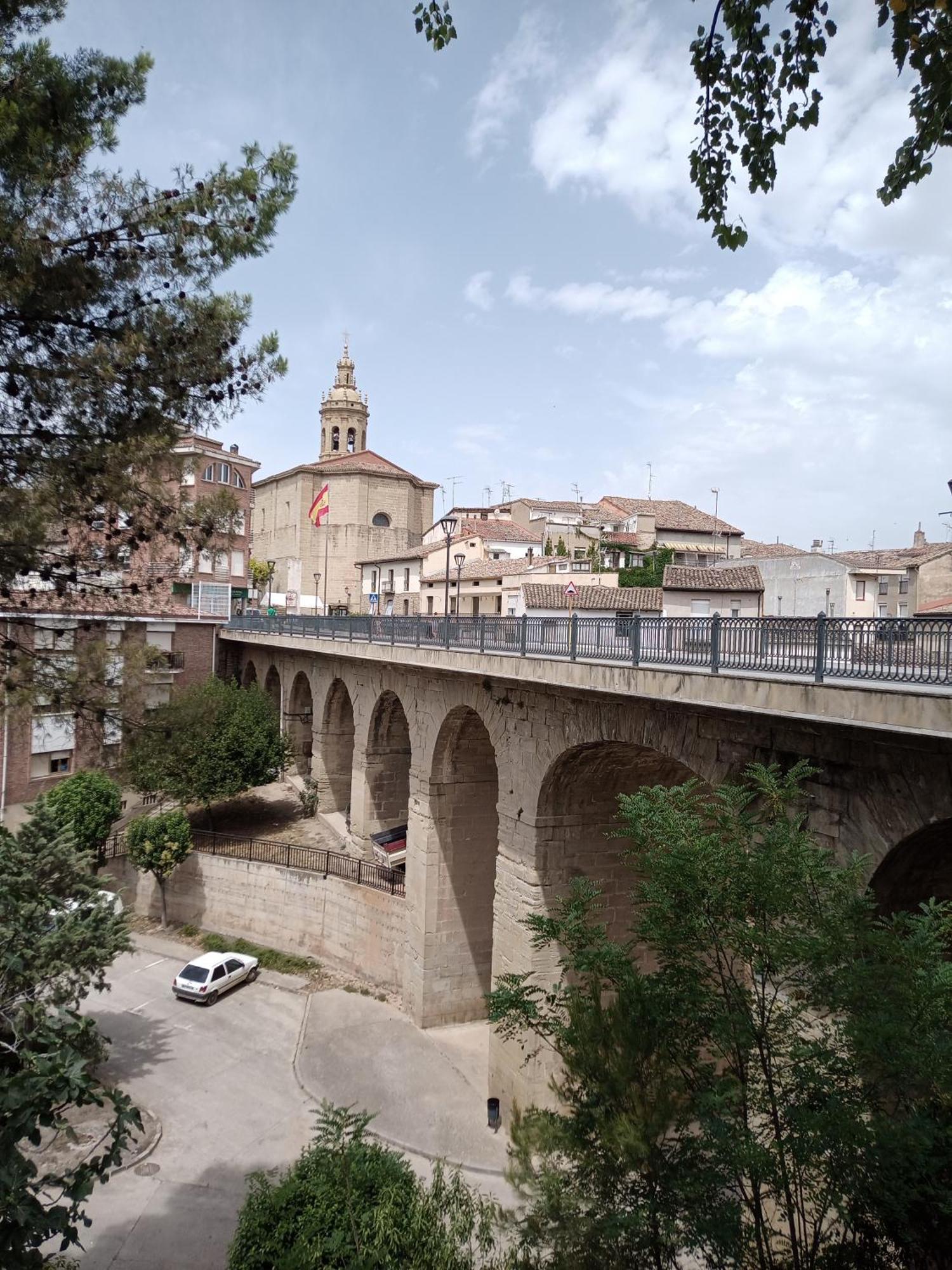 Casa Puente Rioja * Cenicero